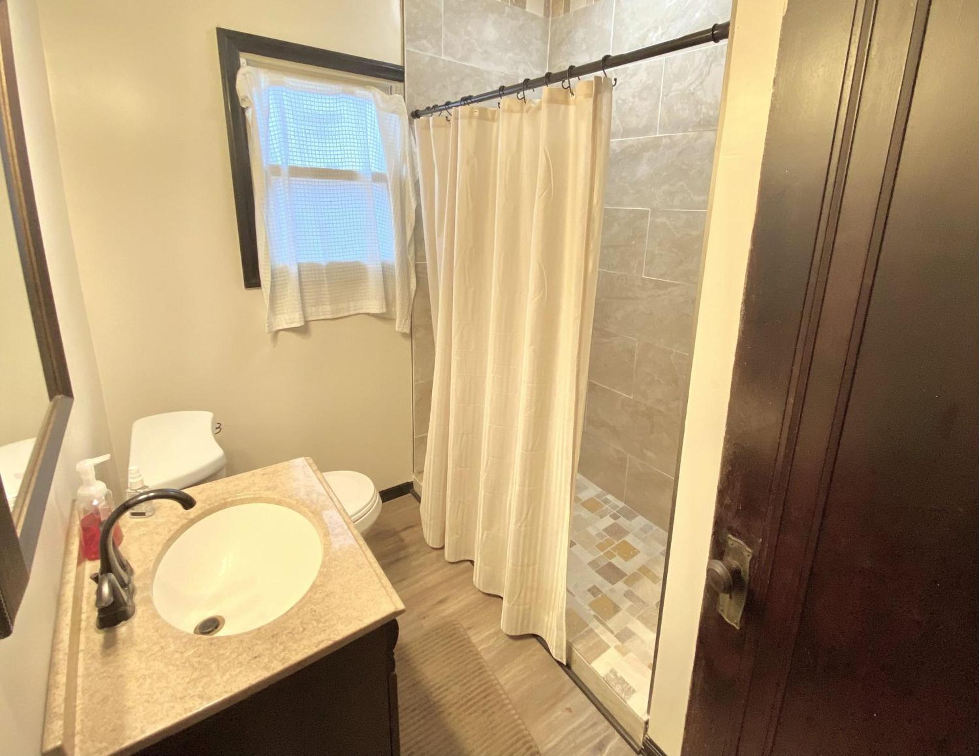 Comfy And Spacious 3 Bedroom - Easy City Access Pittsburgh Exteriér fotografie